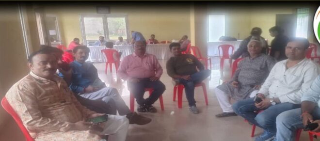 सरगर्मी के बीच संपन्न हो रहे द्वारका सिटी कॉलोनी के चुनाव