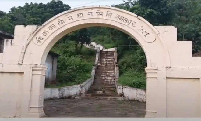 नेत्र रूप में विराजी है स्वयंभू माता कंकाली, चैत्र नवरात्र में माँ के दर्शनों के लिए उमड़ता है जनसैलाब, अलौकिक है निगहरा के अंजनी धाम की माया