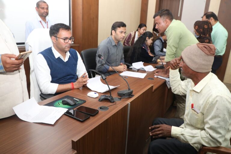 कटनी कलेक्टर आशीष तिवारी