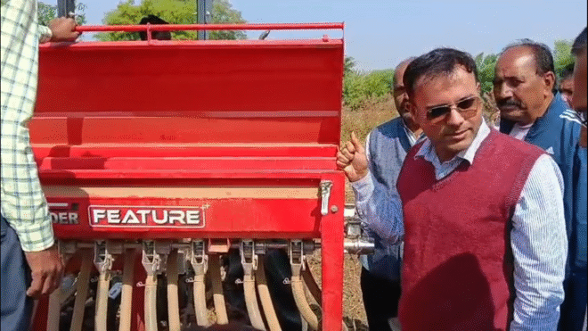 कलेक्टर आशीष तिवारी